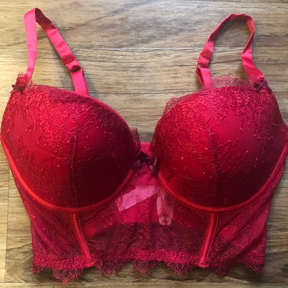 Victoria’s Secret Demi push-up bra